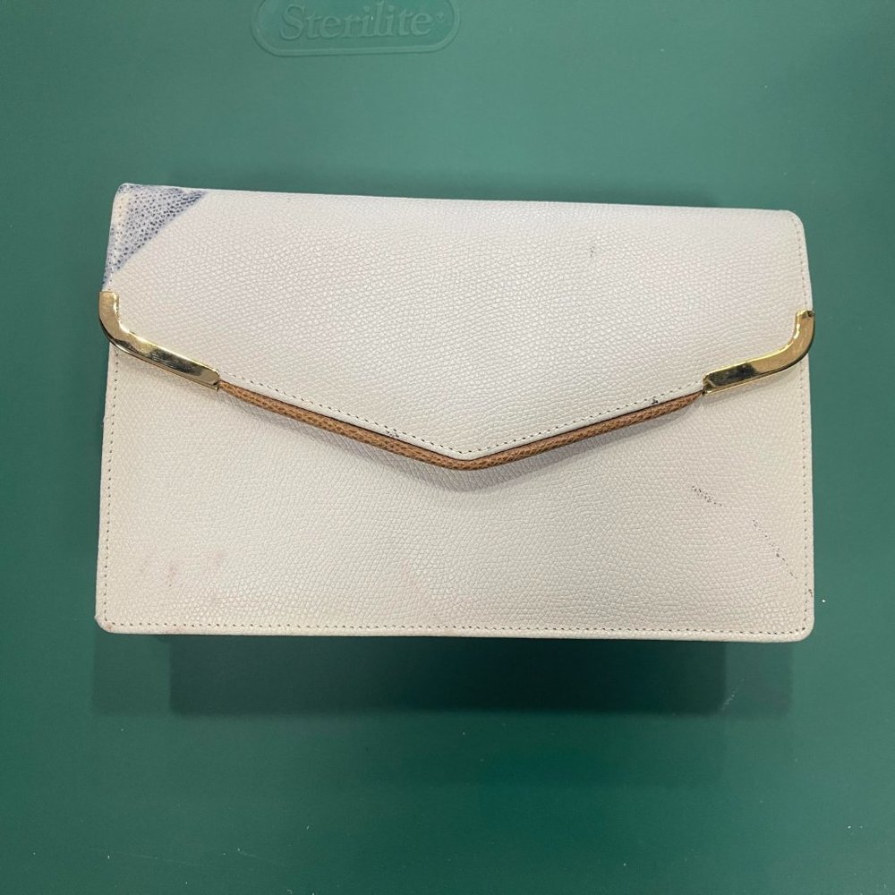 Stefano Bravo White Clutch